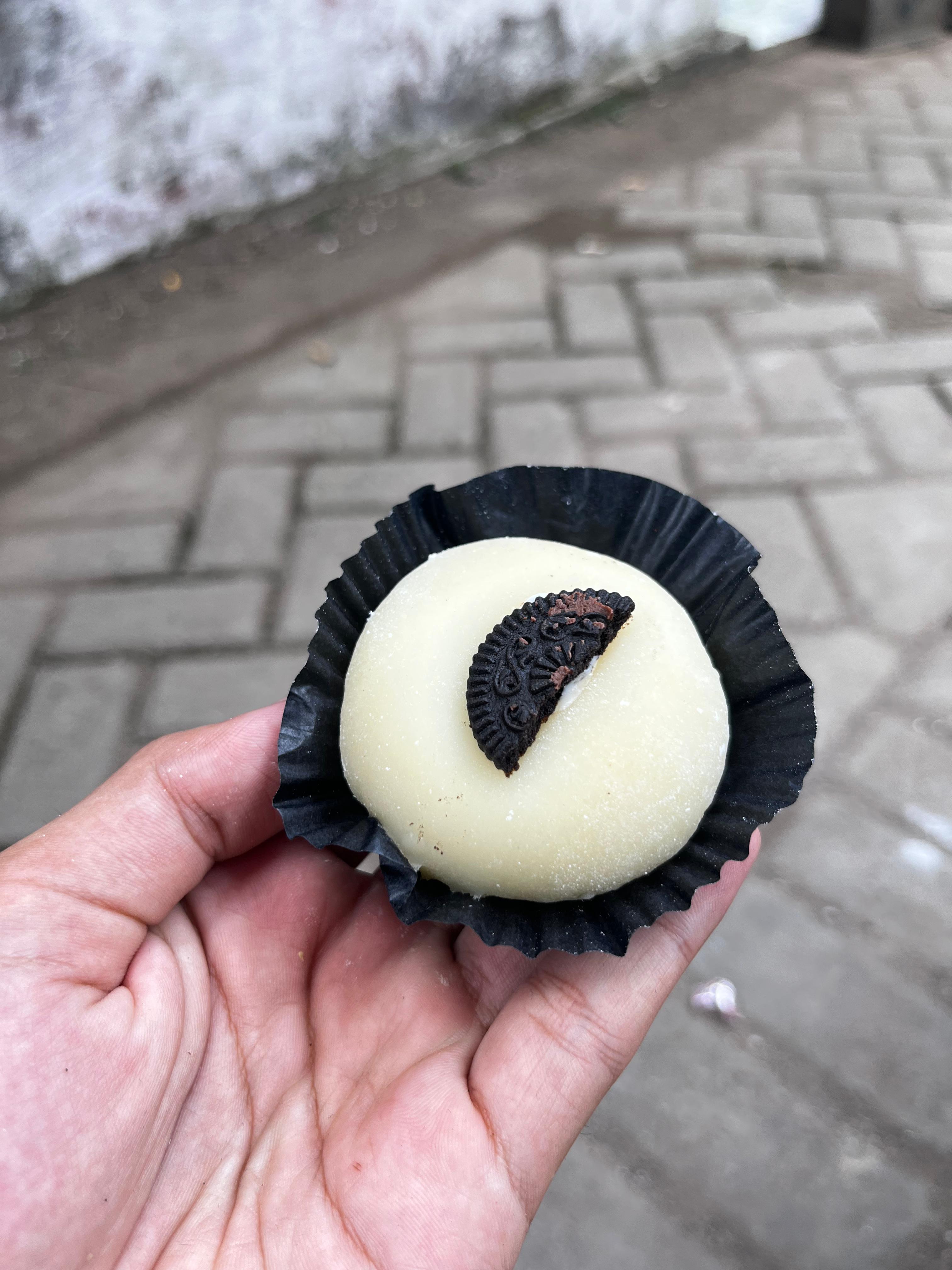 Mochi Cookies Cream